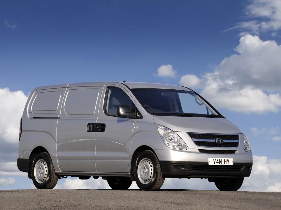  Hyundai iLoad 2008 года  (фото 1 из 10)